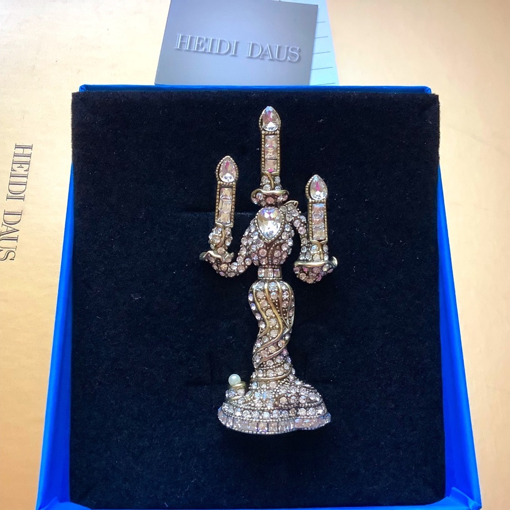 Heidi Daus Beauty and the Beast Crystal Let There Be Lumiere Pin Brochure